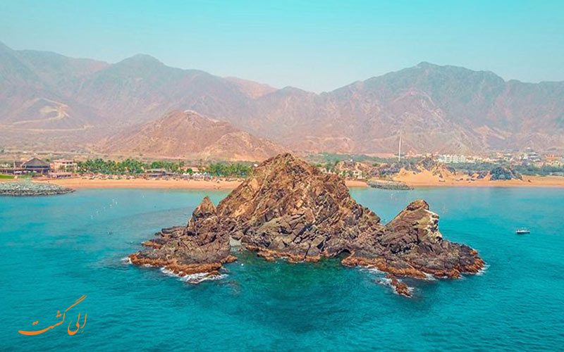 الفجيرة الجذب السياحي عن طريق بحر عمان