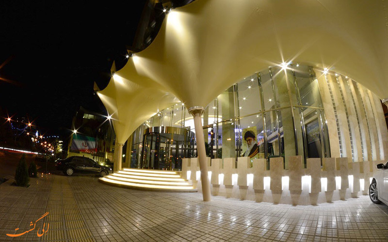 منظر لمدخل فندق رويال شيراز