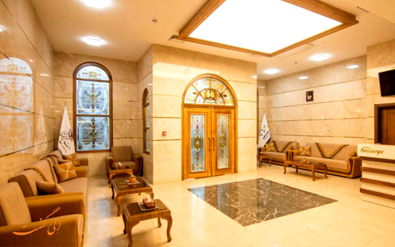 Azadi Hotel Lobby أحد أشهر الفنادق في تبريز