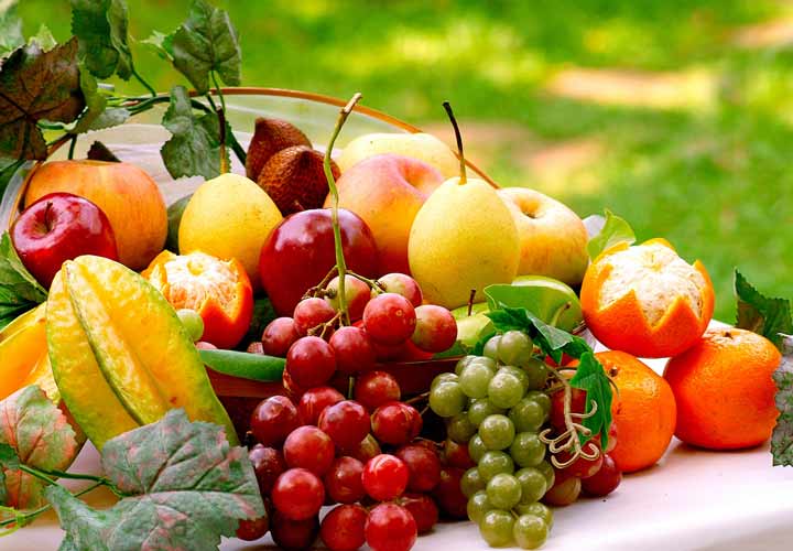 يحتوي نظام GM الغذائي على الكثير من الفواكه والخضروات.
